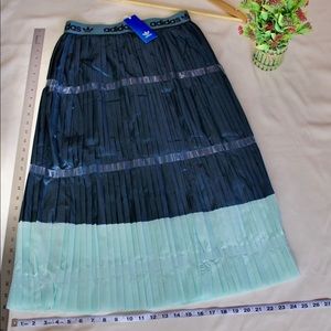 ADIDAS PLEATED MIDI K-POP LONG